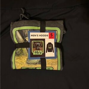 Star Wars Gray and Green Men's Hoodie